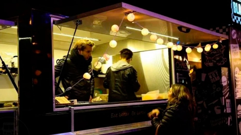 Food trucks rosarinos proponen crear parques de comida
