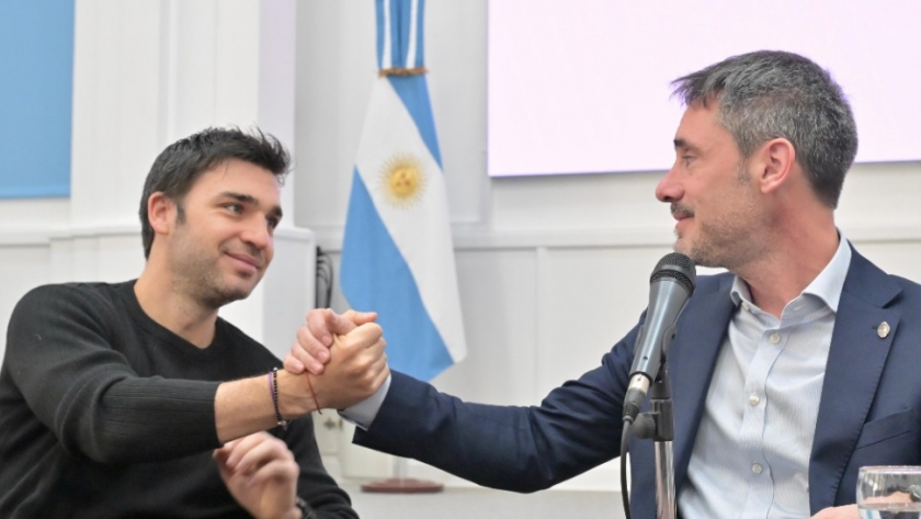 Torres y CFI sellan acuerdos clave para impulsar desarrollo productivo y transición energética en Chubut