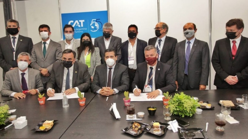 El Ente Norte firmó un convenio con la CAT para fortalecer destinos turísticos