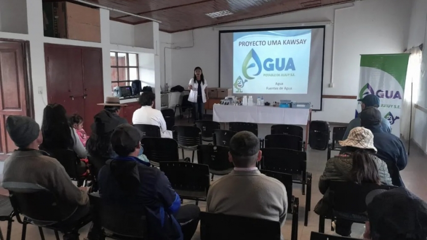 Siguen las capacitaciones en gestión responsable del agua potable: nueva jornada exitosa en Abra Pampa