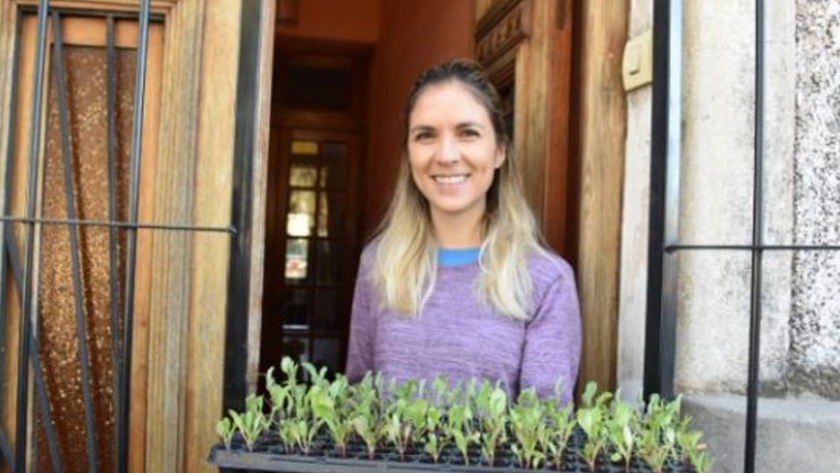 Sol Puntano comenzó con la entrega de las 500 bandejas hortícolas