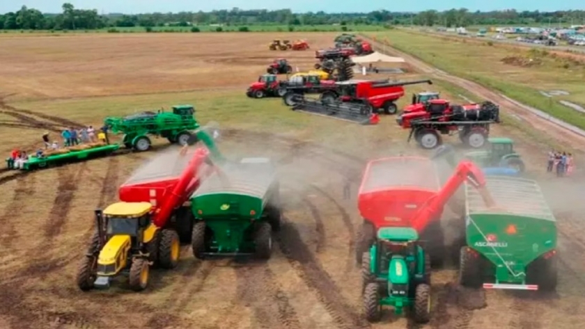 Las ventas de maquinaria agrícola muestran signos de recuperación, aunque siguen por debajo del 2022