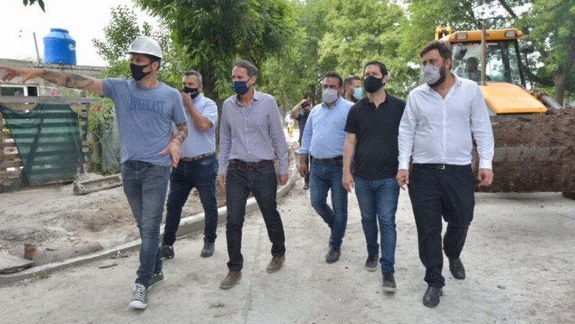 Menéndez y Katopodis firmaron convenios de obras para General Rodríguez, Marcos Paz y Suipacha