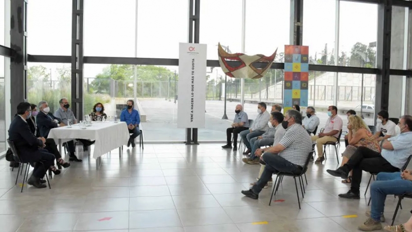 Gerardo Morales se reunió con constructores jujeños
