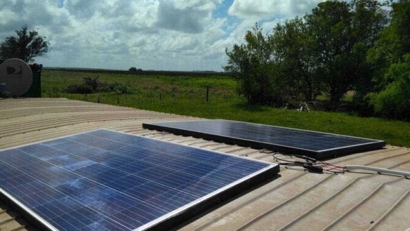 Energía móvil: ¿Cuánto cuesta poner paneles solares en una casilla de cosecha y para qué sirven?