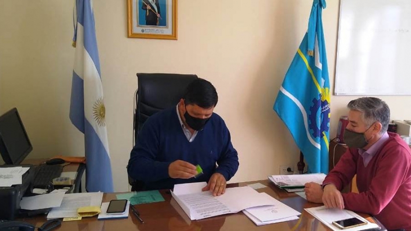 Las subsecretarías de relaciones institucionales y de asuntos municipales firmaron convenios de cooperación mutua