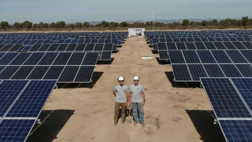 Riego con energía solar: dos experiencias de pequeña y gran escala aplicadas en San Luis