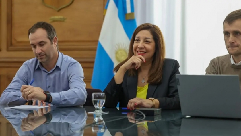La Gobernadora Carreras participó de la reunión de COIRCO