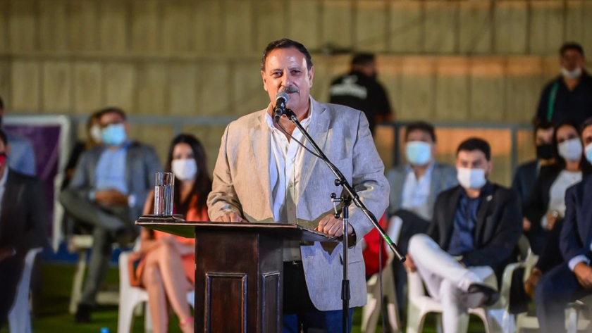 Ricardo Quintela encabezó el acto por el 306° aniversario de Chilecito