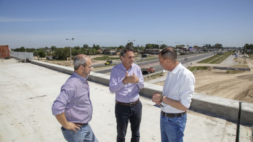 Katopodis supervisó el avance de las obras de la Autopista Presidente Perón