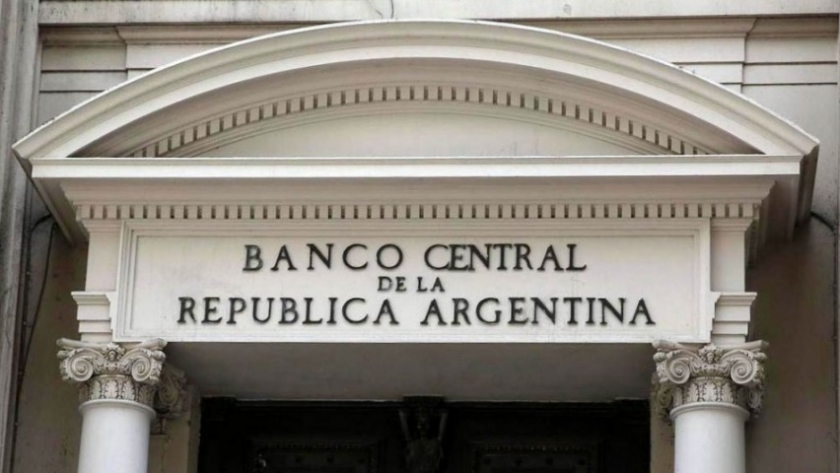 El BCRA debe reunir USD 1.000 millones más para cumplir con el FMI