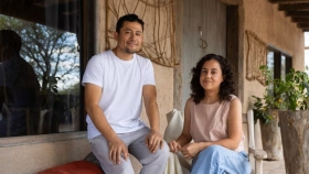 Muebles del monte al mundo: el artesano de Santiago del Estero que exporta piezas únicas desde un paraje rural