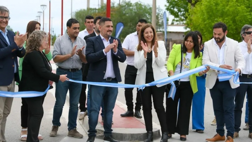 Ramos Mexía festejó con nuevo hospital y un acceso renovado