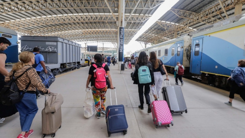 Récord en trenes de larga distancia: creció casi un 70% el uso del tren para ir de vacaciones