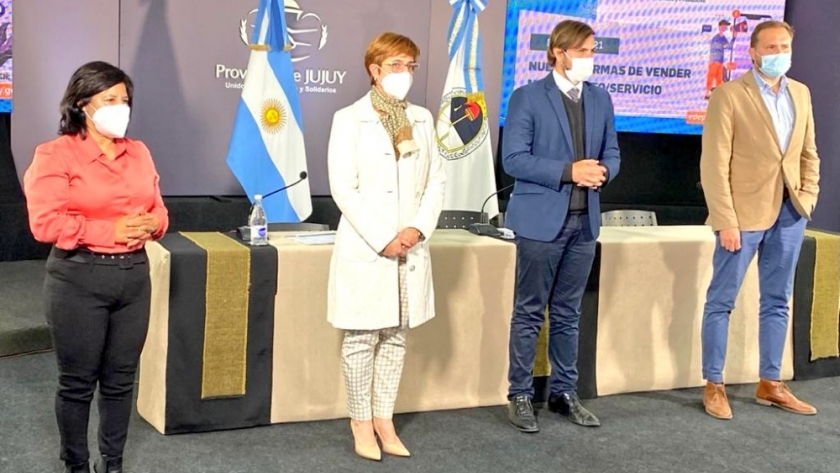 EDEP: entregaron certificados a 347 egresados