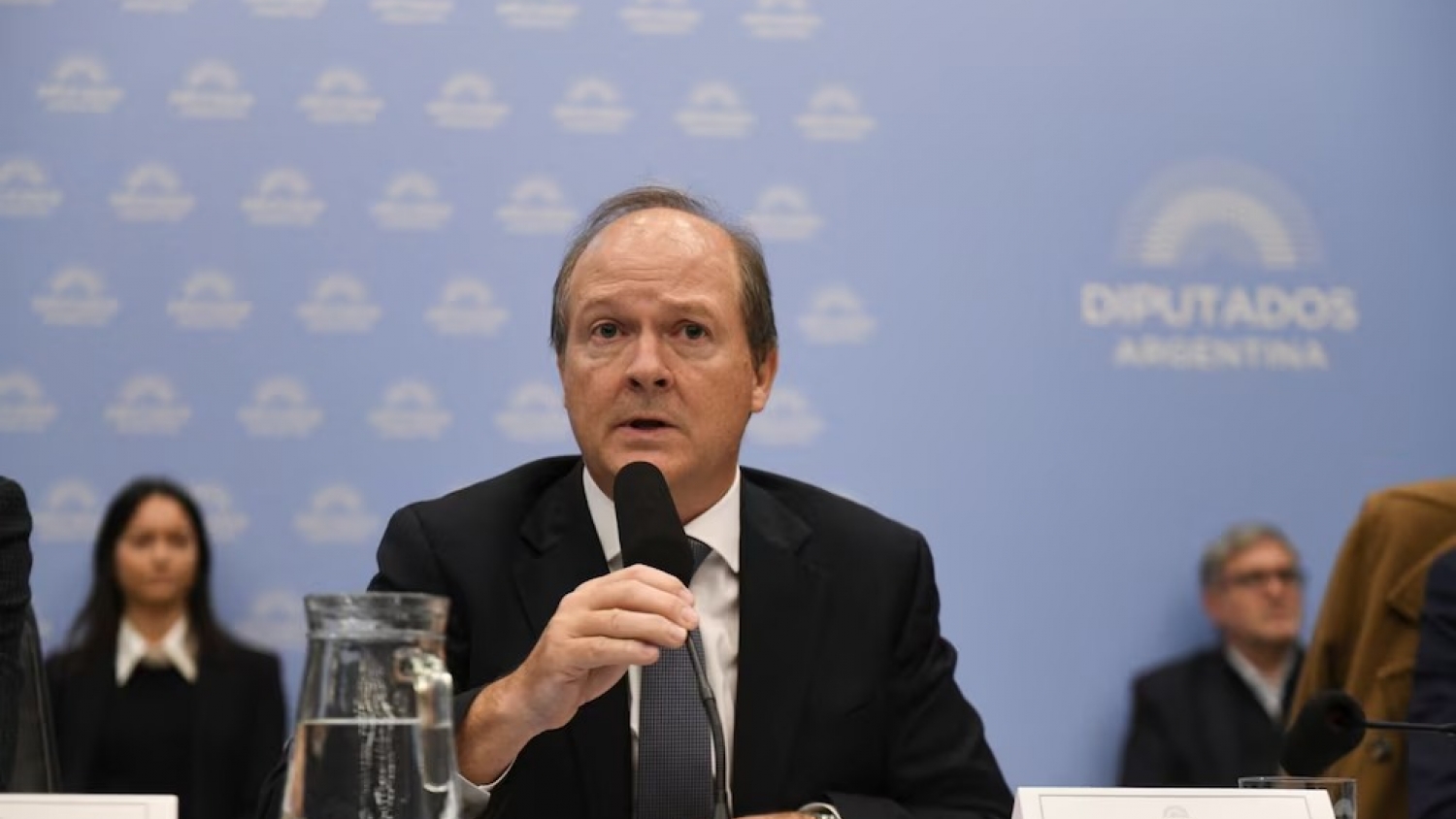 Daniel González renunció y destacó los avances en Energía y Minería