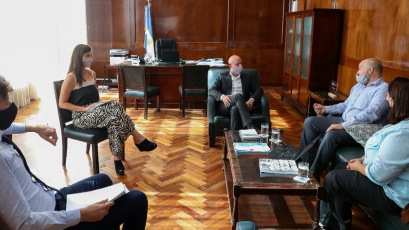 La secretaría PyME y Cervecería Quilmes acordaron acciones conjuntas para el desarrollo de su cadena de valor