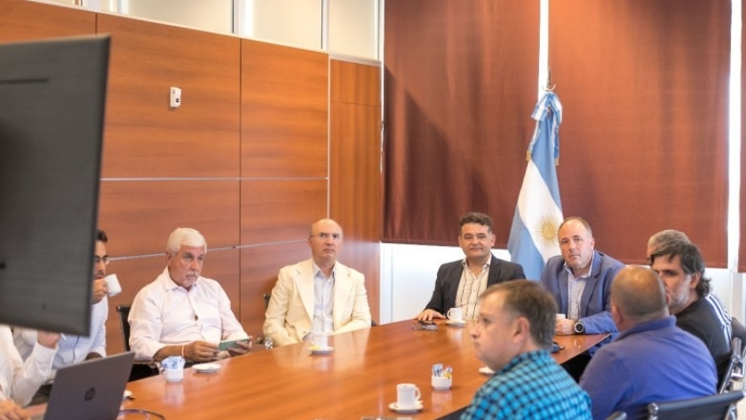 Encuentro con representantes del sector de vino a granel
