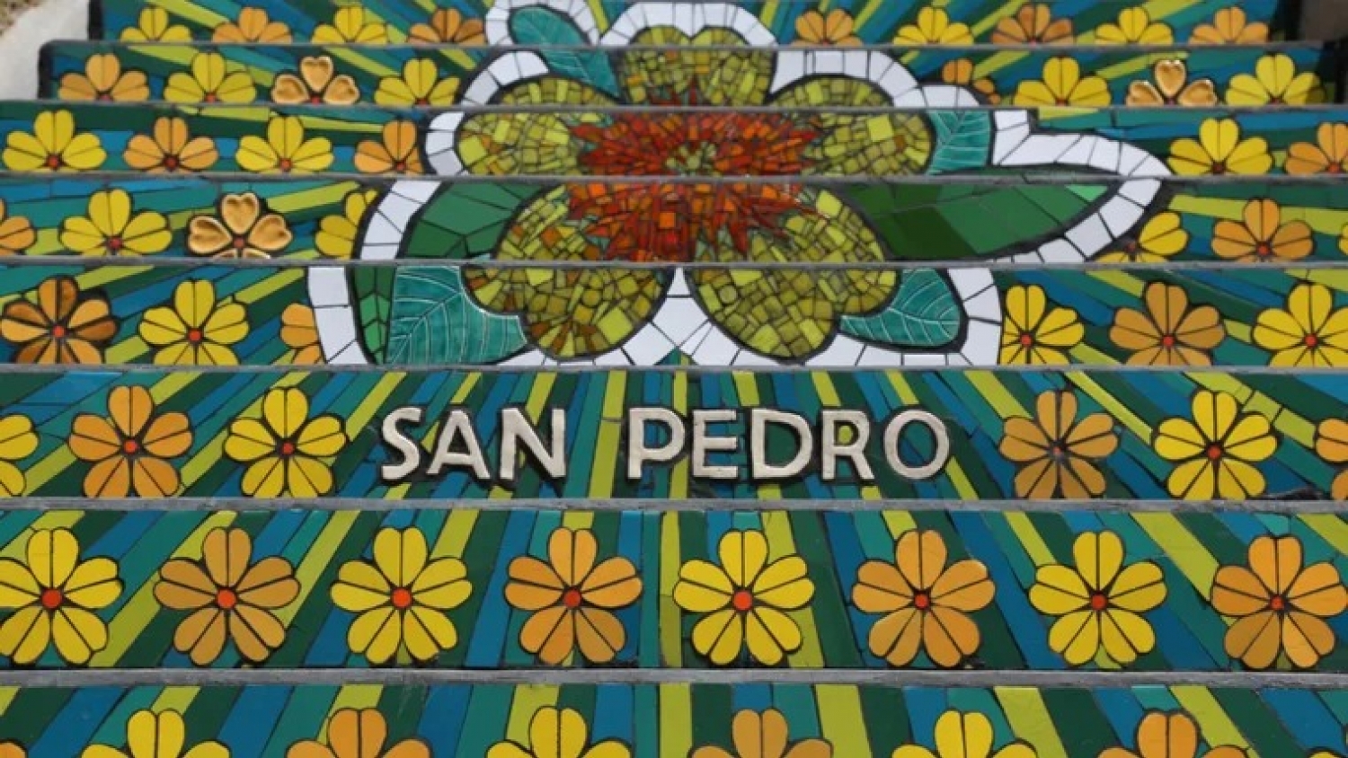 San Pedro, la joya ribereña de Buenos Aires que conquista con sus escaleras de colores y vistas al Paraná
