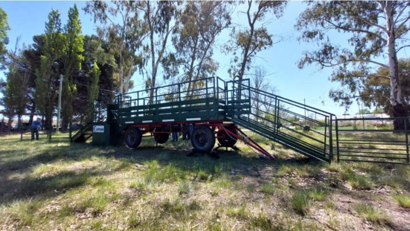 Chubut: Se presentó un nuevo bañadero móvil para fortalecer la sanidad ovina en la meseta