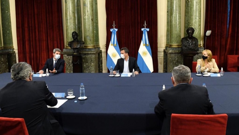 Uñac se reunió con Massa para promover el desarrollo de la industria vitivinícola