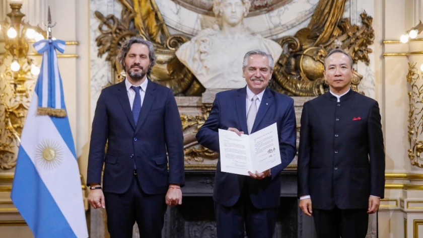 El presidente recibió las cartas credenciales de siete nuevos embajadores