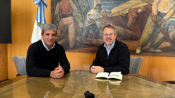 Tres de Febrero lanza su propio RIGI y recibe respaldo de Caputo para atraer grandes inversiones