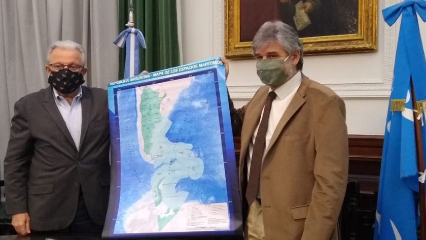 Filmus firmó un convenio de cooperación con el rector de la UBA, Alberto Barbieri