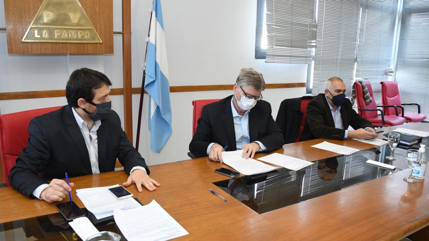 El Gobierno provincial abrió licitaciones para reparar 14 rutas por $ 700 millones