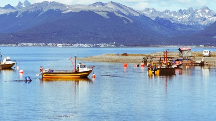 Se desarrolló un Conversatorio entre funcionarios de la provincia, investigadores de la UTN y autoridades de Puerto Williams