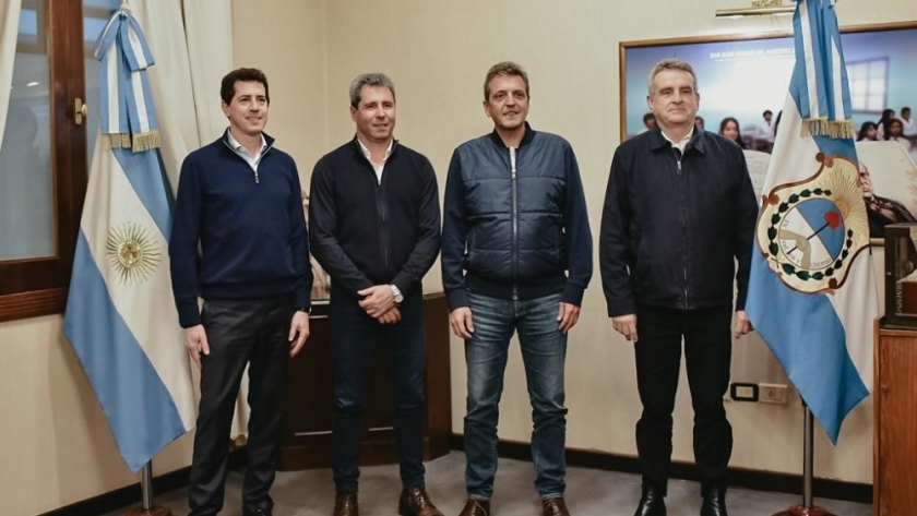 Sergio Massa llegó a San Juan y fue recibido por el gobernador Sergio Uñac