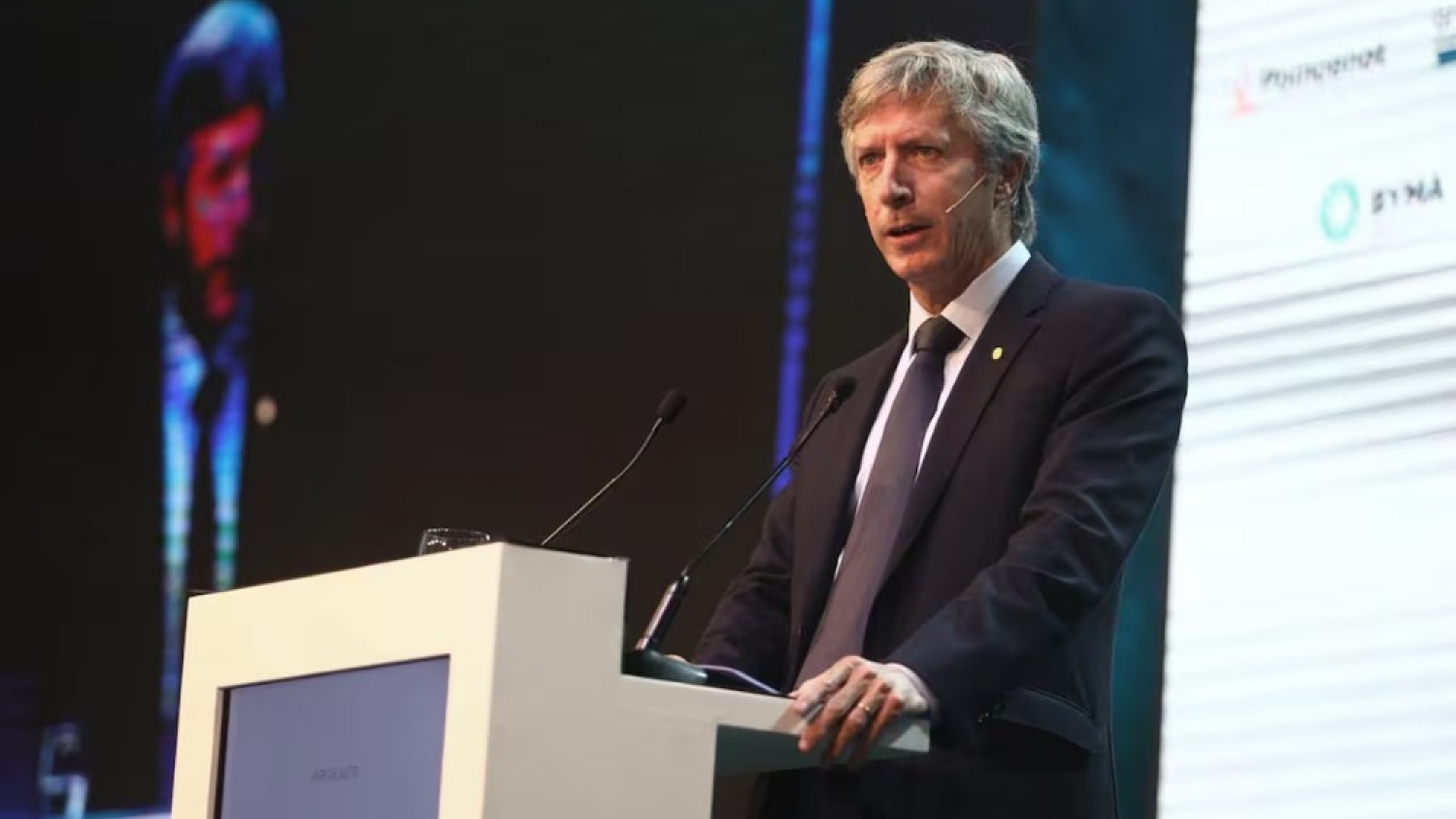 El Gobierno apuesta a un Banco Central independiente para estabilizar precios
