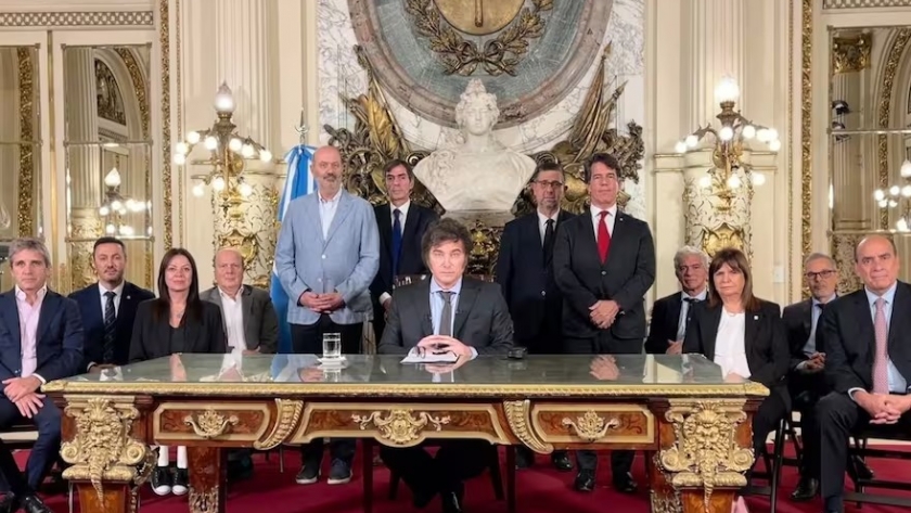 La Justicia rechazó dos amparos contra el megadecreto de Milei que reclamaban declararlo inconstitucional