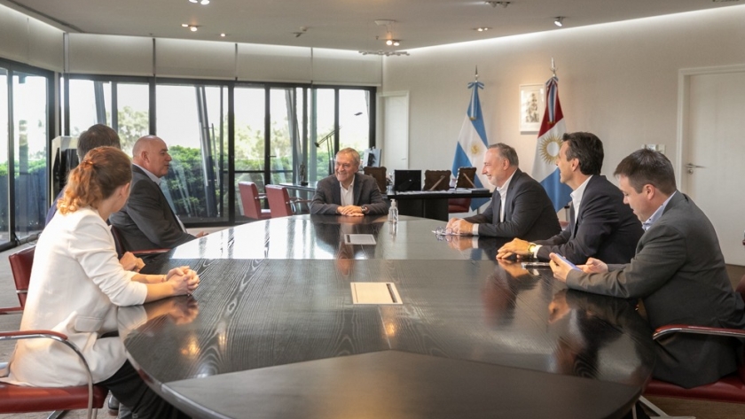 Durante una reunión con la UIC, Schiaretti anunció la creación de la Agencia de Competitividad