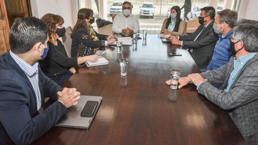 Raúl, con su equipo de gobierno, comienza a definir el Presupuesto 2021