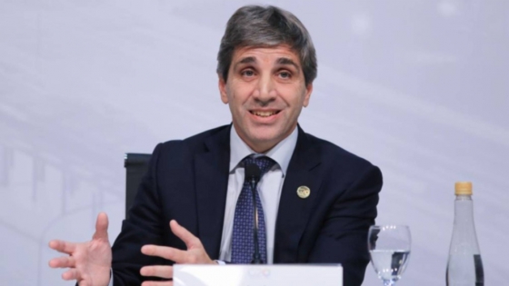 Caputo ratificó el rumbo cambiario: no habrá alteraciones tras las elecciones