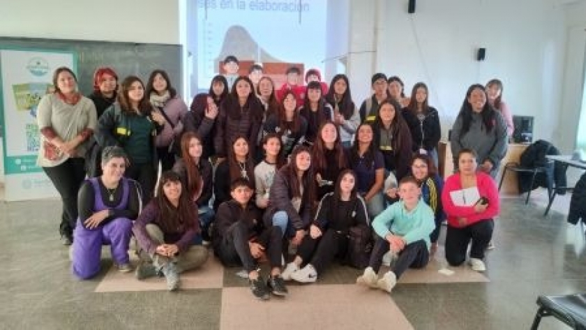 AccionesVerdes: Charla “Introducción al Compostaje” en Gobernador Gregores