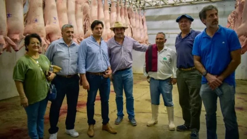 En Tartagal, funcionarios provinciales visitaron el frigorífico y la planta clasificadora de residuos