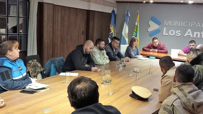 Pesca Continental articula plan de trabajo con Municipios y Fuerzas de Seguridad de Santa Cruz