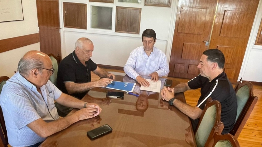 Ministerio de Gobierno firmó tres convenios de colaboración