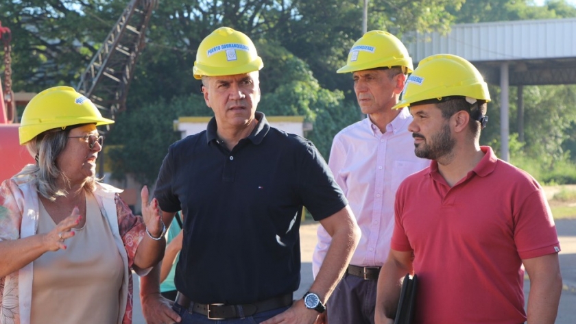 Jornada de trabajo para el desarrollo portuario de Barranqueras y Las Palmas, junto a la compañía Colono