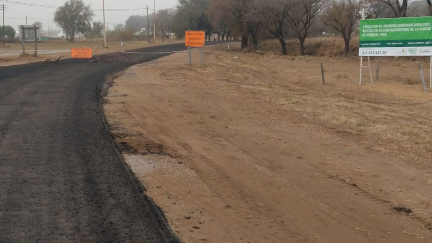 General Pico: avanza obra de repavimentación de acceso al Aeropuerto
