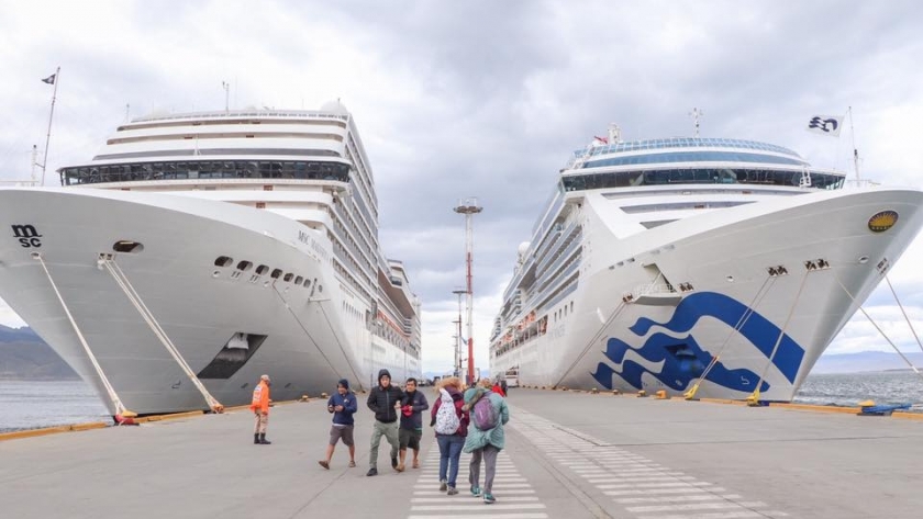 Temporada récord: Más de 220 mil personas se movilizaron a través de la recalada de cruceros en Ushuaia