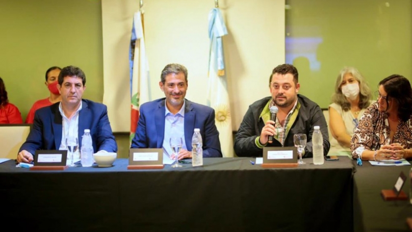 Autoridades departamentales concretaron reunión sobre políticas ambientales