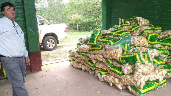 Donan 20 mil kilos de arroz y 800 bolsas de batatas para comedores comunitarios de la Provincia