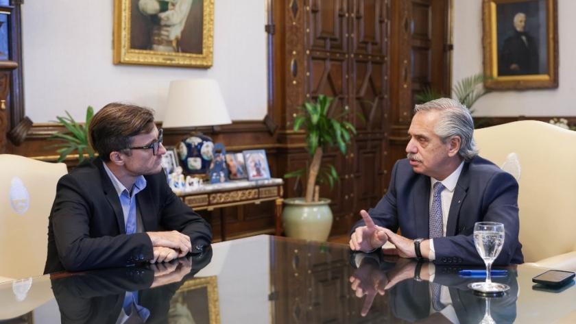 El presidente recibió al intendente de Morón, Lucas Ghi