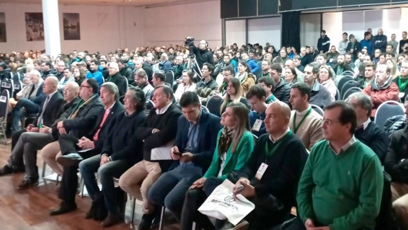 Respuestas y soluciones a los nuevos desafíos de los agrónomos para el sector