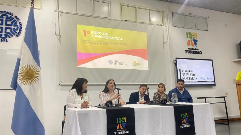 Río Negro participó del primer foro de Turismo Social en la UNCo