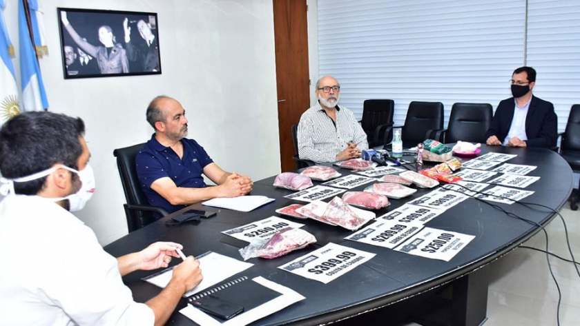 Suscribieron acuerdo de "Precios Provinciales de cortes cárnicos"