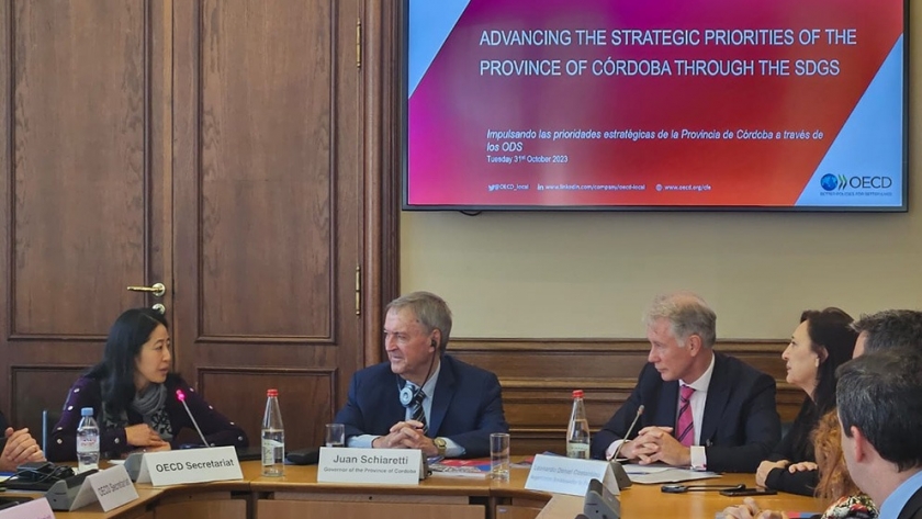 En Francia, Schiaretti junto a la OCDE plantean acciones de impulso a la competitividad